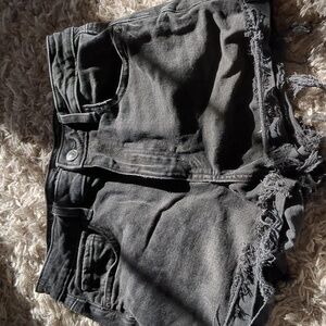 American Eagle Mom Short, Size 6, Black/Charcoal